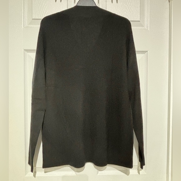 NWT REPEAT  V- Neck  Black Sweater  Size M - Picture 7 of 14